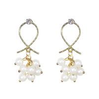 Zinklegierung Ohrringe, mit Kunststoff Perlen, goldfarben plattiert, für Frau & mit Strass, weiß, frei von Nickel, Blei & Kadmium, 44mm, verkauft von Paar