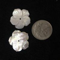 White Lip Shell Beads Flower fashion jewelry & DIY white Sold By PC