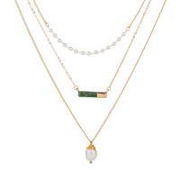 Multi слой ожерелье, цинковый сплав, с Природный камень & Пластиковая жемчужина, Другое покрытие, ювелирные изделия моды, золотой, продается Strand