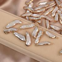Freshwater Pearl Pendants with Brass irregular gold color plated DIY white nickel lead & cadmium free 7-30mm Sold By Bag