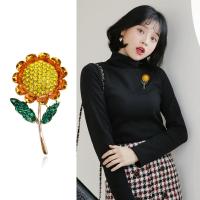 Zinc Alloy Brooches Sunflower plated for woman & with rhinestone orange nickel lead & cadmium free Sold By PC