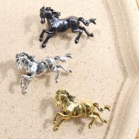 Zinc Alloy Brooches Horse plated for woman & enamel nickel lead & cadmium free Sold By PC