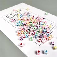 Perles acrylique alphabet, Carré, vernis au four, DIY, multicolore, 6x6mm, 500PC/sac, Vendu par sac