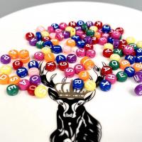 Perles acrylique alphabet, Rond, vernis au four, DIY, couleurs mélangées, 4x7mm, 500sol/sac, Vendu par sac