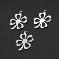 Stainless Steel Pendants Flower silver color plated Sold By PC