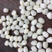 Natural White Shell gyöngyök, Virág, Faragott, DIY, fehér, 7x10mm, Által értékesített PC