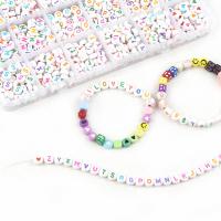 Perles acrylique alphabet, fait à la main, plus de couleurs à choisir, 0.80mm, Vendu par boîte