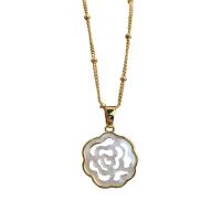 Shell Halsband, Mässing, med White Shell, Rose, 18K guldpläterad, för kvinna & ihålig, 17.30x17.30mm, Såld Per Ca 17.72 inch Strand