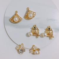 Colgantes de diamantes de imitación de la aleación de zinc, con perla, chapado, dorado, 10PCs/Bolsa, Vendido por Bolsa