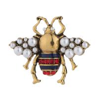 Broches en alliage de zinc, avec perle, abeille, Placage, pour femme & avec strass, couleurs mélangées, 45x36mm, Vendu par PC