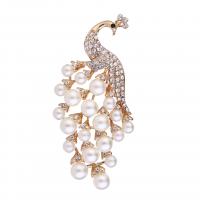 Zinc Alloy Brooches with pearl Peacock plated for woman & with rhinestone golden Sold By PC
