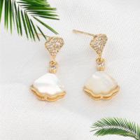 Brass Drop Earring, with Shell, micro pave cubic zirconia, golden, 17x13x4mm, Sold By PC