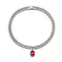 Cink Alloy nakit ogrlice, s Smola Rhinestone, bez spolne razlike & različite veličine za izbor & s Rhinestone, crven, 13x18mm, 5računala/Lot, Prodano By Lot