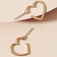 Zinc Alloy Stud Earring Heart plated fashion jewelry & for woman Sold By Pair
