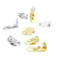 Accessoire clip en laiton pour boucle d'oreille, avec silicone & fer, Placage, normes différentes pour le choix & styles différents pour le choix, plus de couleurs à choisir, 100PC/lot, Vendu par lot