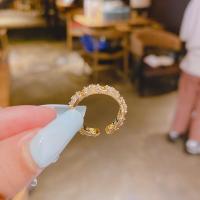 Messing Manchet Finger Ring, met Cubic Zirconia, Geometrisch Patroon, gold plated, voor vrouw, gouden, nikkel, lood en cadmium vrij, 1mm, Verkocht door PC