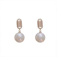 Zinc Alloy Drop Earrings with Rhinestone & Plastic Pearl 925 thailand sterling silver post pin gold color plated for woman Sold By Pair