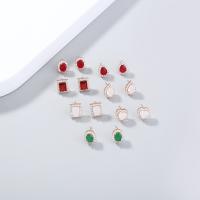 Zircon cubique ( CZ ) goujon boucle, laiton, Motif géométrique, pavé de micro zircon & pour femme, plus de couleurs à choisir, 1.10x1.10mm, Vendu par paire