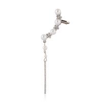 Zinklegierung Ohrring Manschette, mit Perlen, für Frau & mit Strass, keine, 65x25mm, verkauft von PC