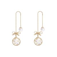 Zinc Alloy Drop Earrings with pearl for woman golden Sold By Pair