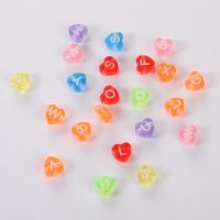 Perles acrylique alphabet, coeur, DIY & avec le motif de lettre & lavage chimique, couleurs mélangées, 4x7mm, 3800PC/sol, Vendu par sol