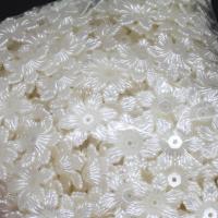 Acrylique calotte de perle, fleur, DIY, blanc, 12x12x4mm, 250PC/sol, Vendu par sol