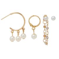 Boucles d'oreilles en alliage de zinc, avec Plastique ABS perle, Placage, 4 pièces & bijoux de mode & pour femme & avec strass, Vendu par fixé