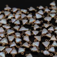 perle d'eau douce cultivée connecteur, avec laiton, triangle, Placage de couleur d'or, Naturel & bijoux de mode & DIY, 10x15-12x18mm, Vendu par PC