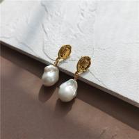 Freshwater Pearl Earrings Brass with Freshwater Pearl real gold plated for woman 34mm Sold By Pair