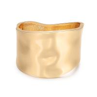 Kirsite Bangle, fashion jewelry & different styles for choice & for woman, golden, Sold By PC