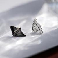 925 Sterling Silver Stud Earrings Feather plated Unisex nickel lead & cadmium free Sold By Pair