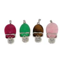 Gemstone Hängen Smycken, Mässing, med Ädelsten, Skull, fler färger för val, 44x23x10mm, Säljs av PC