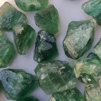 Zelena Fluorite Ukras, Nuggetsi, različite veličine za izbor, zelen, 10/Set, Prodano By Set