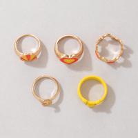 Cink Alloy Ring Set, Cink ötvözet, finger ring, -val Akril, arany színű aranyozott, 5 darab & divat ékszerek & zománc, két különböző színű, Által értékesített Set