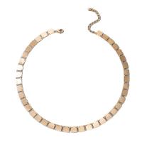 Zinc Alloy Jewelry Necklace with 1.97 extender chain gold color plated fashion jewelry golden Length 39.5 cm Sold By PC