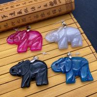 Bijoux pendentifs agate, éléphant, plus de couleurs à choisir, 34x51mm, Vendu par PC