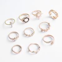 Ensemble d’anneau en alliage de zinc, Placage de couleur d'or, 10 pièces & avec strass, 1.6cm,1.7cm,1.4cm, Vendu par fixé