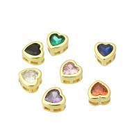 Perles en laiton de Zirconia cubiques, coeur, Placage de couleur d'or, pavé de micro zircon, 7x7x4mm, Vendu par PC