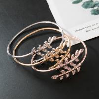 alliage de zinc bracelet manchette, Placage, bijoux de mode & pour femme & avec strass, plus de couleurs à choisir, 69mm, Vendu par PC