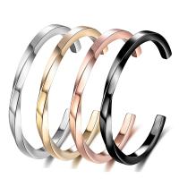 Acier titane bracelet manchette, Placage, bijoux de mode & pour femme, plus de couleurs à choisir, 60mm, 4mm, Vendu par PC