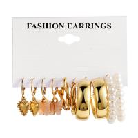 alliage de zinc Boucles d'oreilles, avec perle de plastique & Acrylique, 5 pièces & styles différents pour le choix & pour femme, protéger l'environnement, sans nickel, plomb et cadmium, Vendu par fixé
