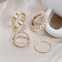 Zinklegierung Ring Set, mit Kunststoff Perlen, plattiert, 4 Stück & für Frau, keine, frei von Nickel, Blei & Kadmium, 18mm, 19mm, 25mm, Größe:8-9, verkauft von setzen