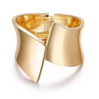 liga de zinco abertura da pulseira, cromado de cor dourada, com mola & para mulher, 60x65mm, 2PC/Lot, vendido por Lot