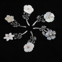 Shell Brooch Zinc Alloy with Shell Flower Unisex Sold By PC