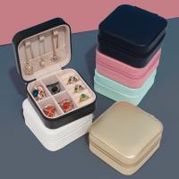 Caja de joyería multifuncional, Cuero de PU, con plástico ABS, Portátil & Sostenible, más colores para la opción, 100x100x50mm, Vendido por UD