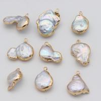 Pendentifs perles d'eau douce, perle d'eau douce cultivée, avec laiton, Placage de couleur d'or, bijoux de mode & DIY, 10x15-12x18mm, Vendu par PC