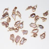 Slatkovodni Pearl Privjesci, s Mesing, Nepravilan, zlatna boja pozlaćen, modni nakit & možete DIY, 10x20-15x25mm, Prodano By PC