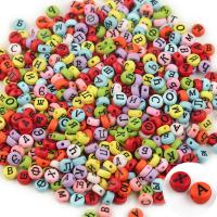 Alfabet Akryl perler, Flad Rund, forgyldt, med bogstavet mønster & emalje, flere farver til valg, 7x3.70mm, Ca. 100pc'er/Bag, Solgt af Bag