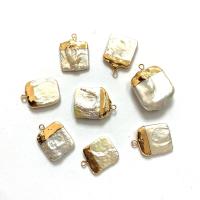 Pendentifs perles d'eau douce, perle d'eau douce cultivée, avec alliage de zinc, Placage de couleur d'or, bijoux de mode, blanc, 12x18-20x30mm, 5PC/sac, Vendu par sac