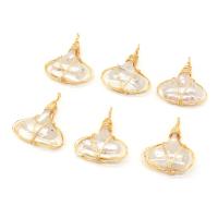 Freshwater Pearl Pendants Resin with Freshwater Pearl & Iron plated fashion jewelry & DIY Sold By PC